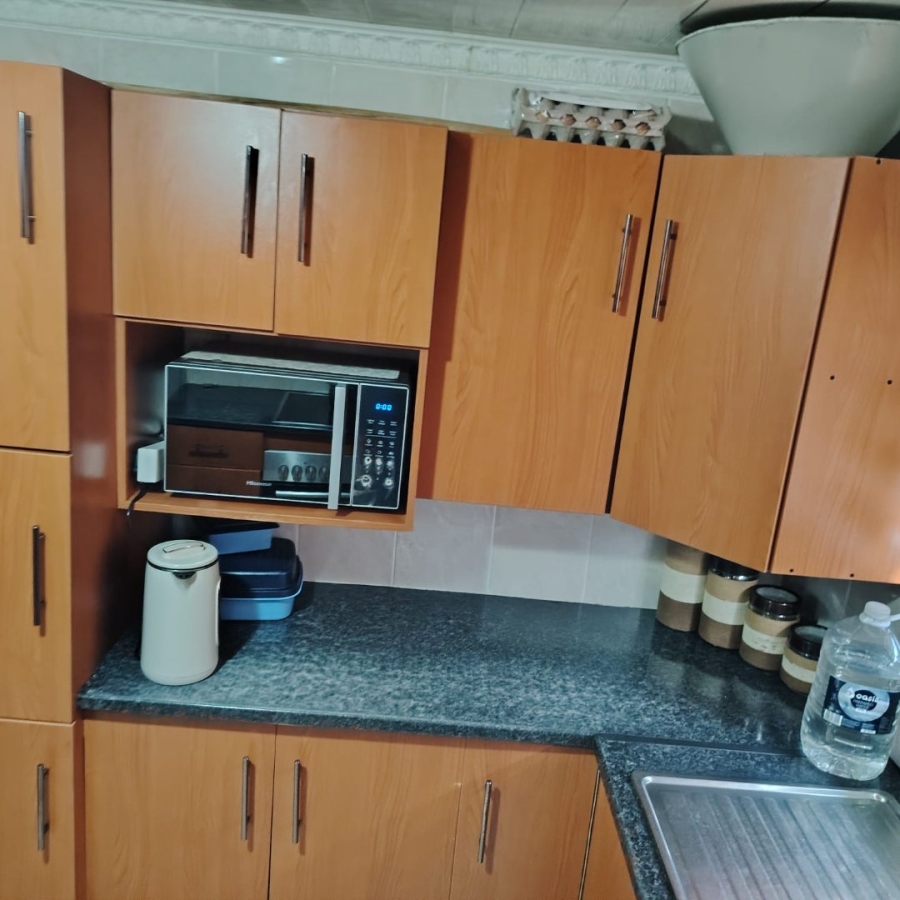 4 Bedroom Property for Sale in Mdantsane Nu 10 Eastern Cape